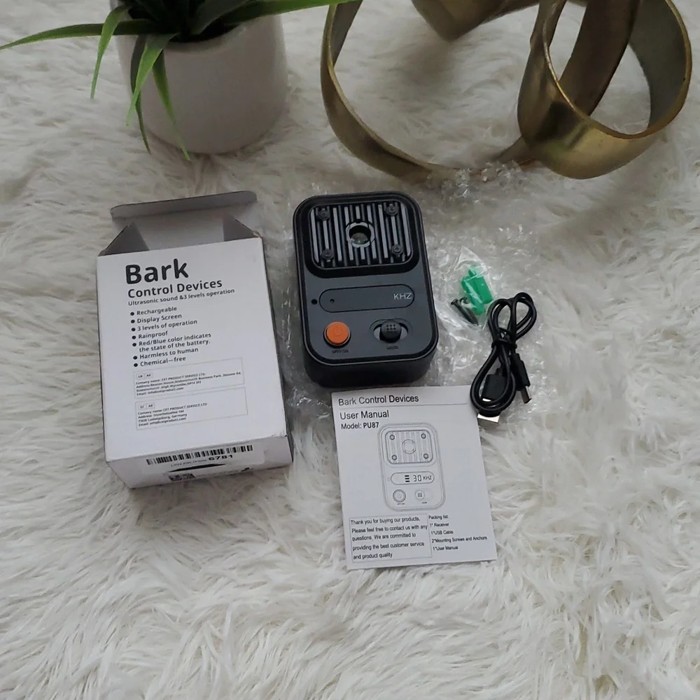 Rechargeable Ultrasonic Bark Control And Training Device For Dogs